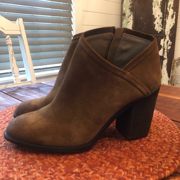 Lucky Brand Tan Suede Ankle Boots - Picture 2 of 11